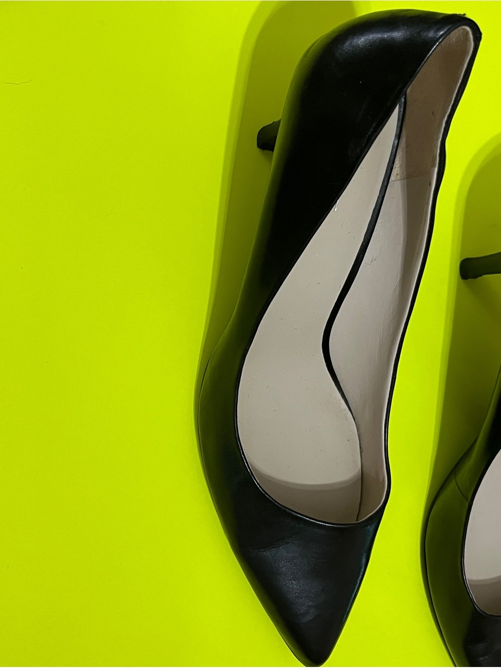 Women's Black Pointed-Toe Mid Heel Pumps 3 inch